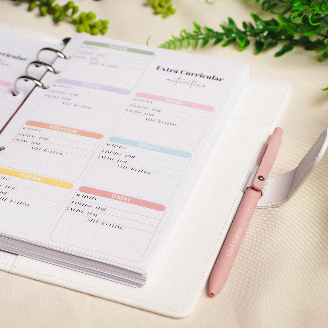 The Mom System- Undated Daily Family Planner. (PREORDER)
