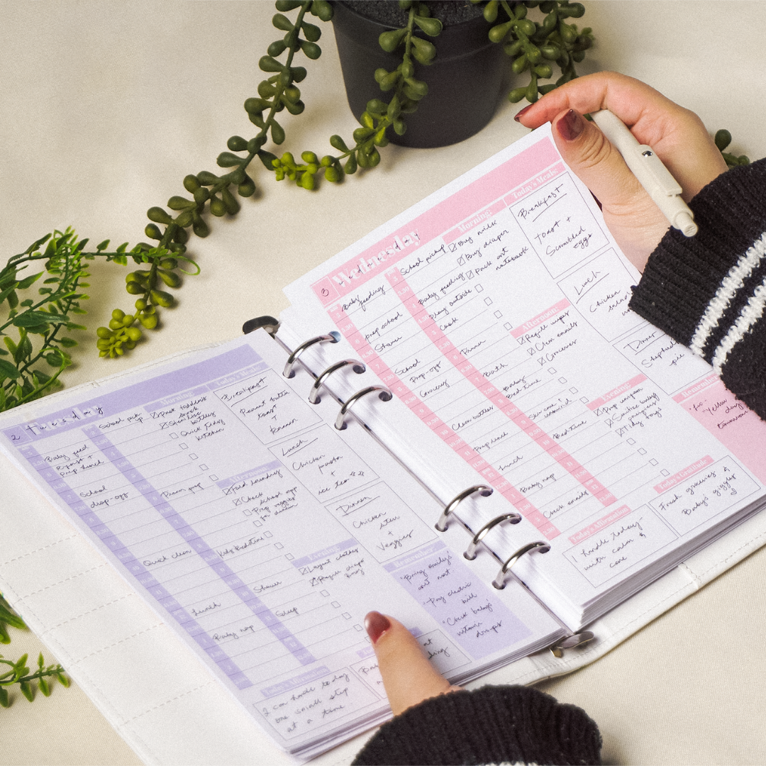 The Mom System- Undated Daily Family Planner. (PREORDER)