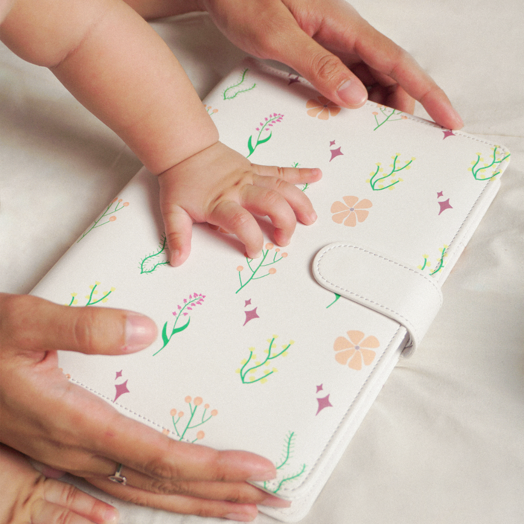 The Mom System- Undated Daily Family Planner. (PREORDER)